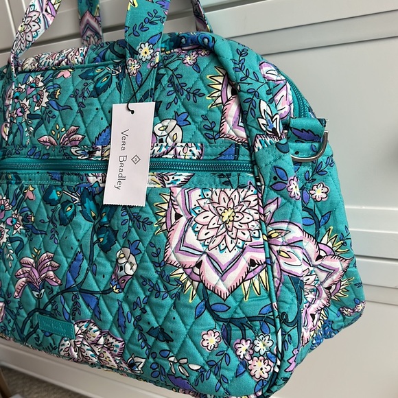 Vera Bradley Compact Traveler Bag Peacock Garden - Picture 8 of 9